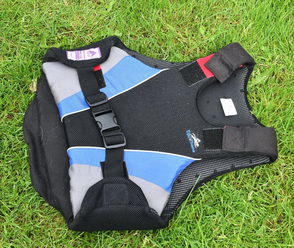 bodyprotector, Ophalen, Zo goed als nieuw, Springen