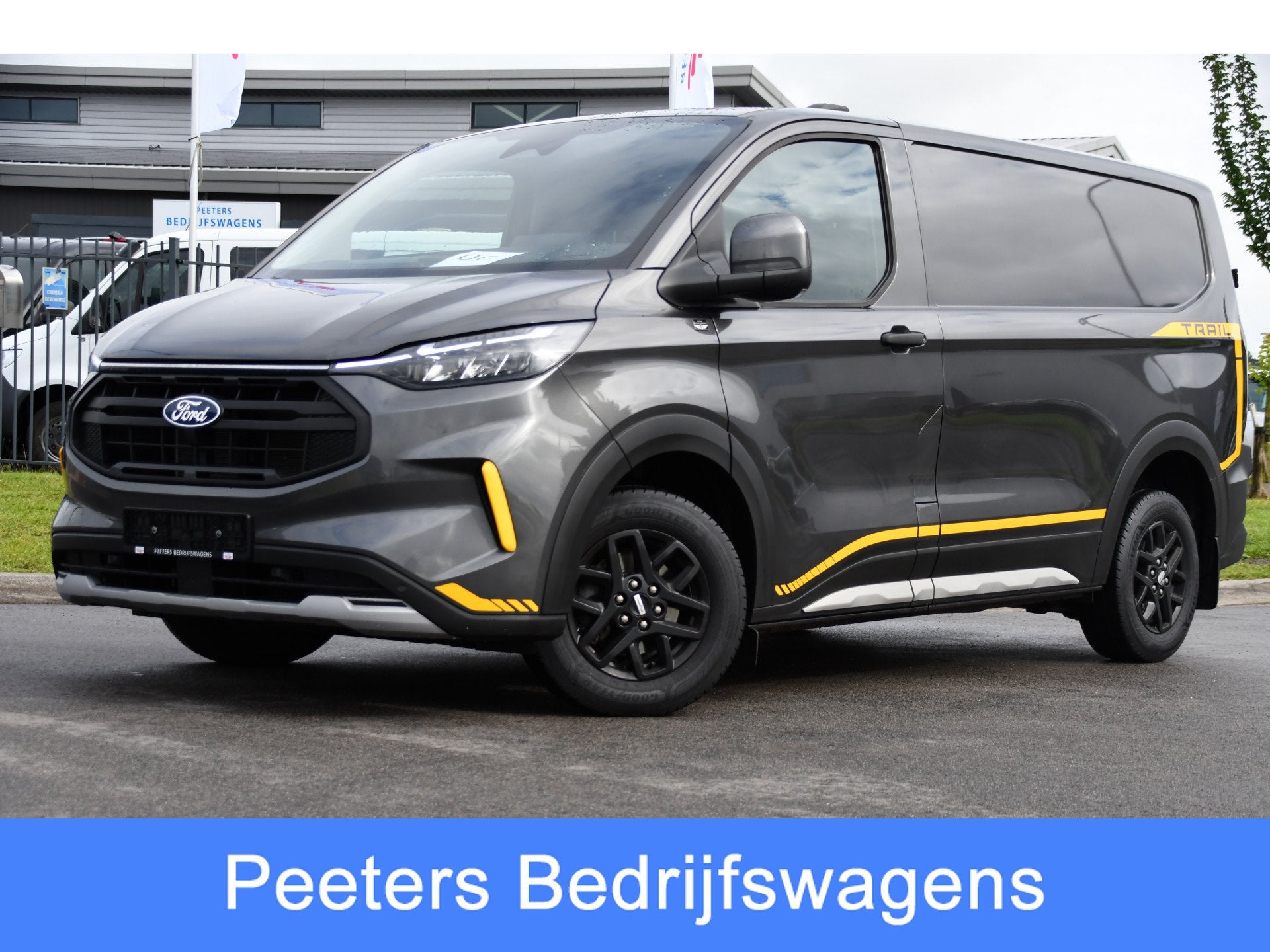 Ford Transit Custom 320 2.0 TDCI L1H1 Trail AWD 4x4 Camera,, Auto's, Automaat, Gebruikt, 4 cilinders, 2500 kg