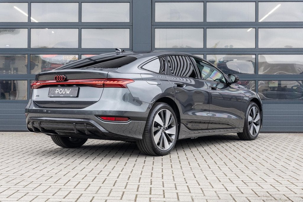 Audi A6 Sportback e-tron S edition 286pk 83 kWh | LMV 20'' |, Automaat, 12 maanden, Zwart, Leder en Stof
