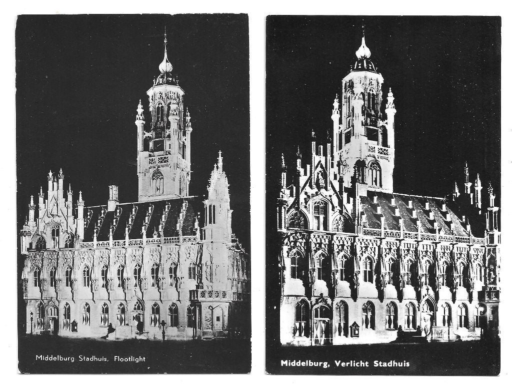 AK Middelburg - 2 x Stadhuis, Verlicht, Verzenden, 1940 tot 1960, Ongelopen, Zeeland