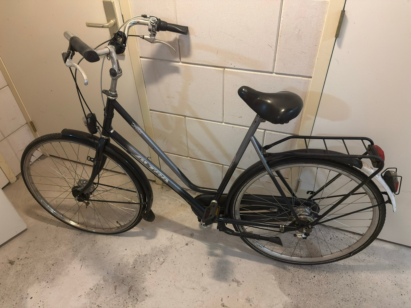 Bicycle for sale, Ophalen, Zo goed als nieuw, Overige merken