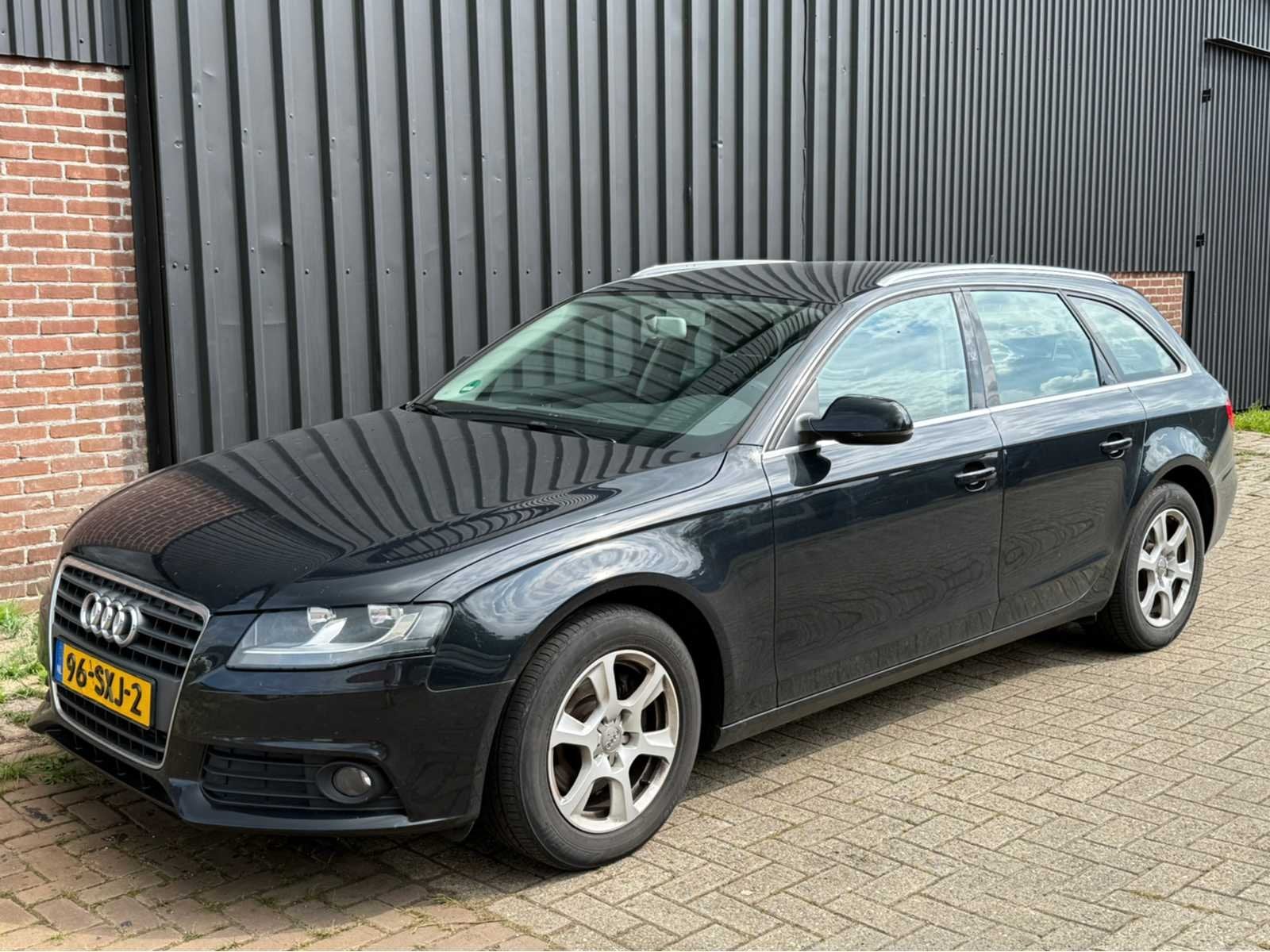 Audi - A4 Avant - 1.8 TFSI Pro L. bns - Personenauto - 2012, Voorwielaandrijving, Euro 5, Gebruikt, 4 cilinders