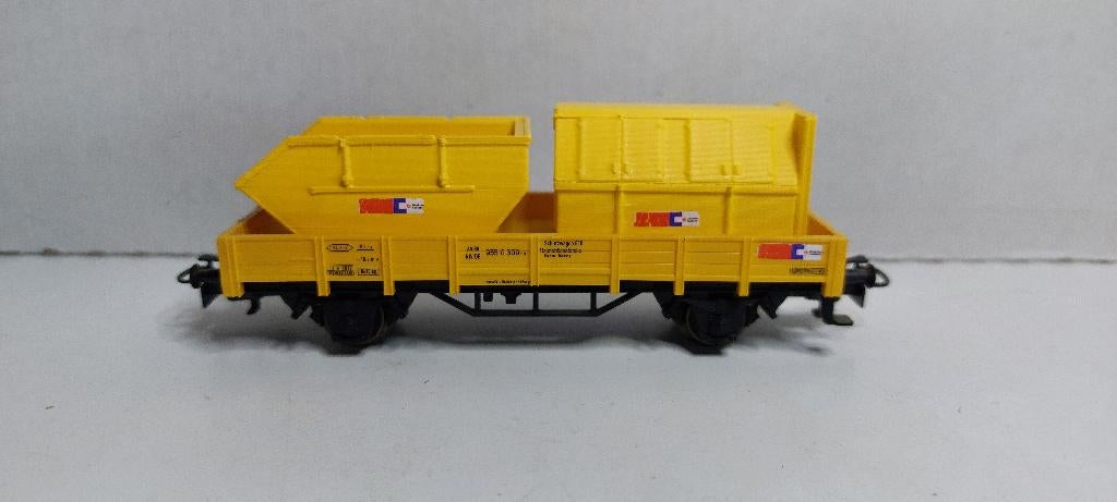 Strukton Lagebakwagon met Puin en Afsluitbare Container (05), Hobby en Vrije tijd, Modeltreinen | H0, Wisselstroom, Wagon, Ophalen of Verzenden
