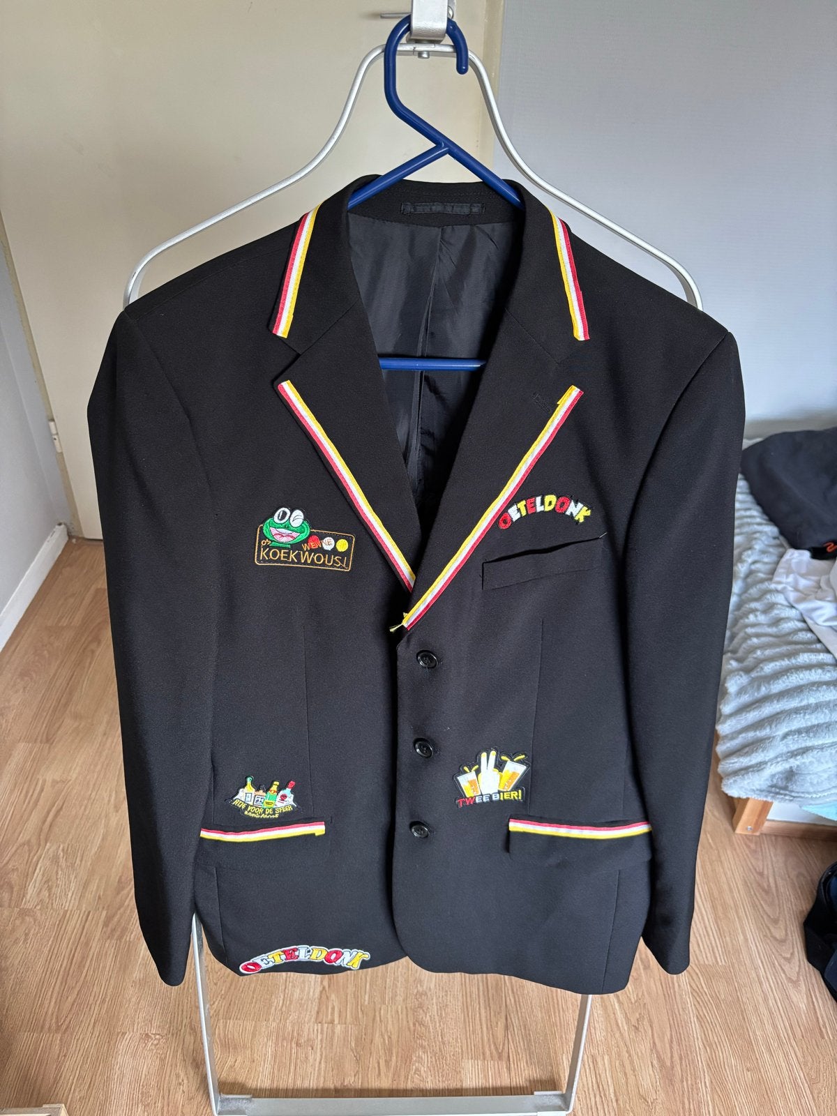Carnavalsjas 'Oeteldonk' - Maat 50 (L), Kleding | Heren, Carnavalskleding en Feestkleding, Carnaval, Overige maten, Ophalen of Verzenden