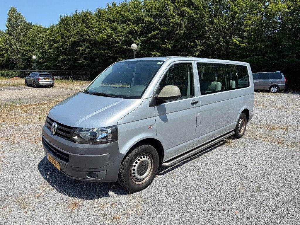 Volkswagen TRANSPORTER 2.0 TDi 102pk 9 persoons, Auto's, Voorwielaandrijving, Euro 5, Gebruikt, 241 €/maand