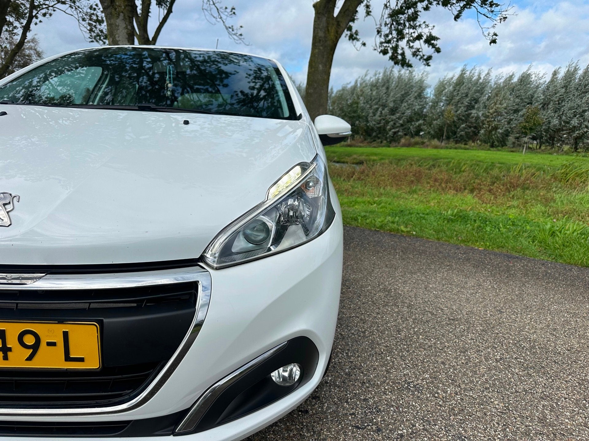 Peugeot 208 1.2 Blue Lion|airco ijskoud|pdc|navi|cruise|nap, Voorwielaandrijving, Stof, Gebruikt, 1199 cc