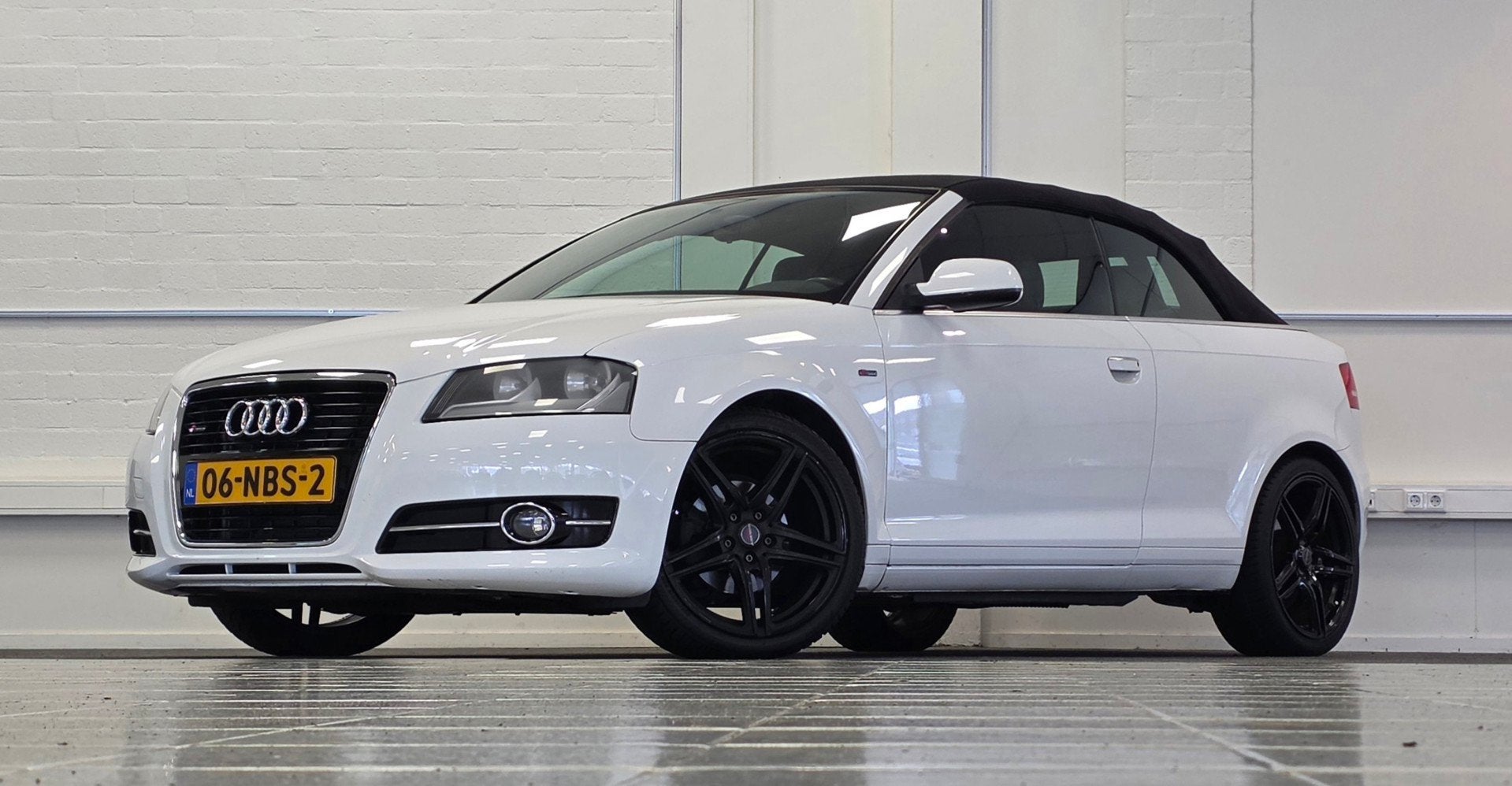 Audi A3 Cabriolet 1.2 TFSI Ambition S-Line Camera Android 18, Auto's, Audi, Voorwielaandrijving, Euro 5, Gebruikt, Zwart