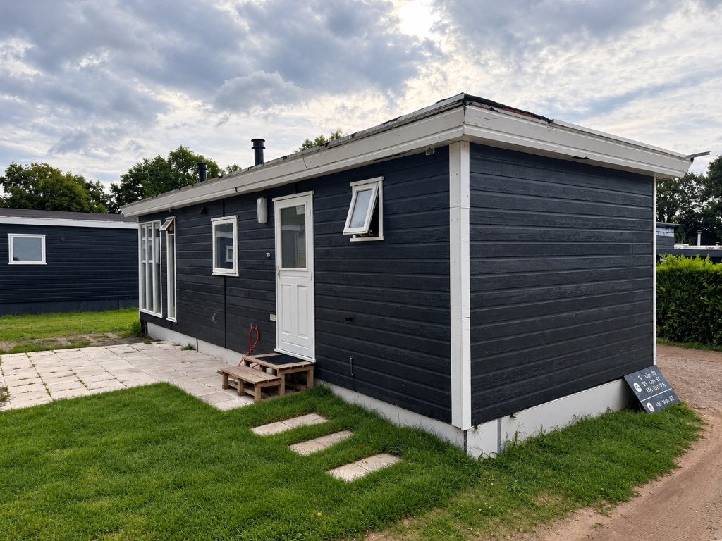 Net Chalet met 2 Slaapkamers op Recreatiepark De Breyenburg, 38 m², Noord-Brabant, Direct bij eigenaar, Vrijstaande woning