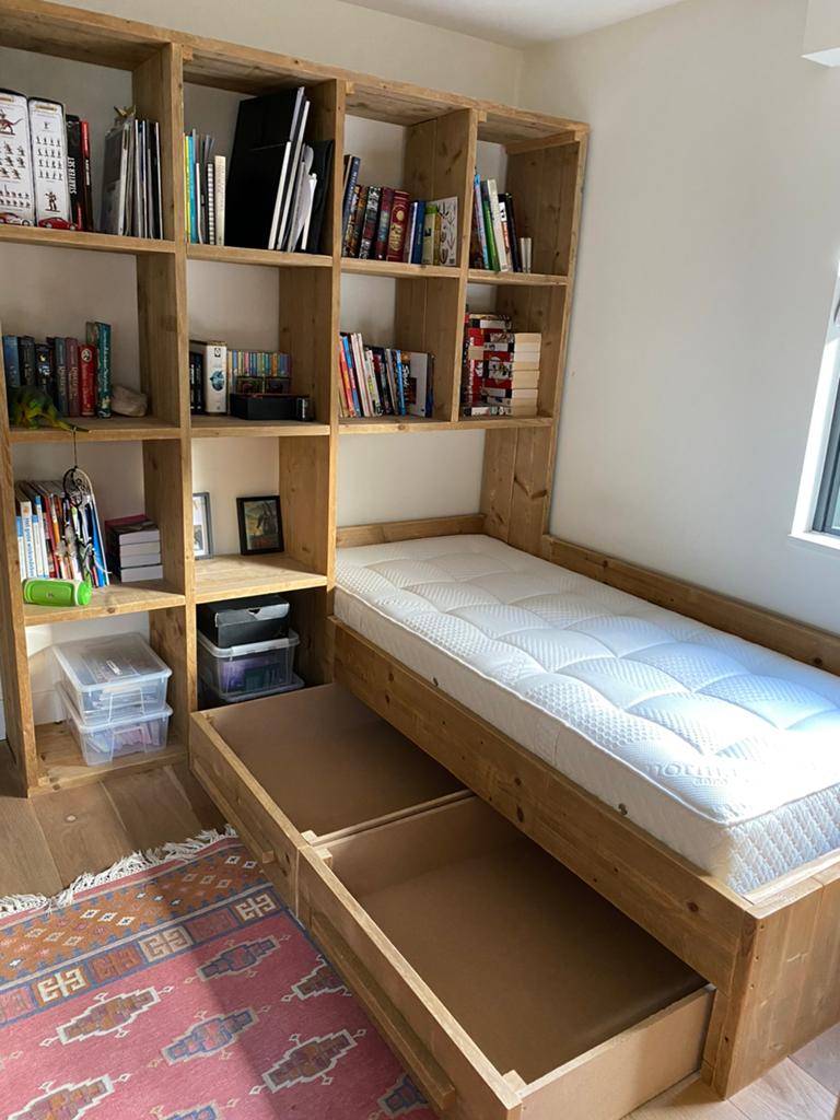 Steigerhout Slaapkamer -  eenpersoonsbed & ingebouwde kast, Ophalen, Zo goed als nieuw