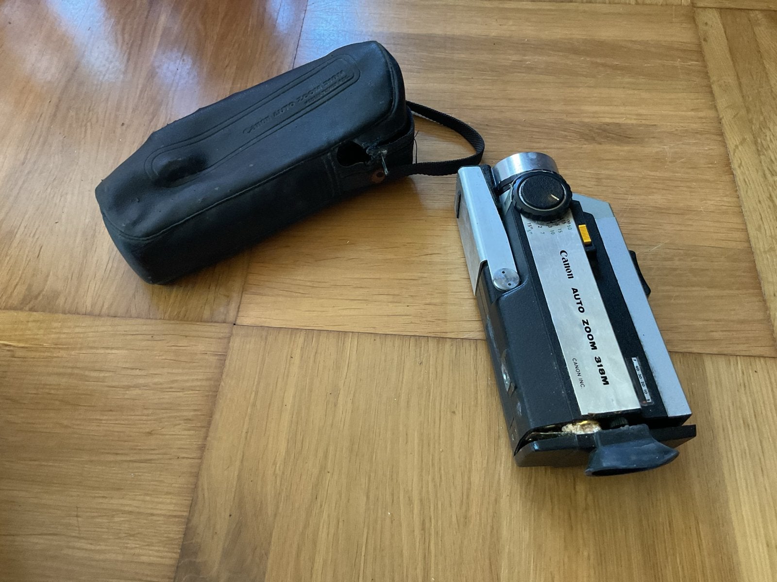 Canon Auto Zoom 318M 8mm filmcamera met tas, Ophalen of Verzenden, 8mm, Camera