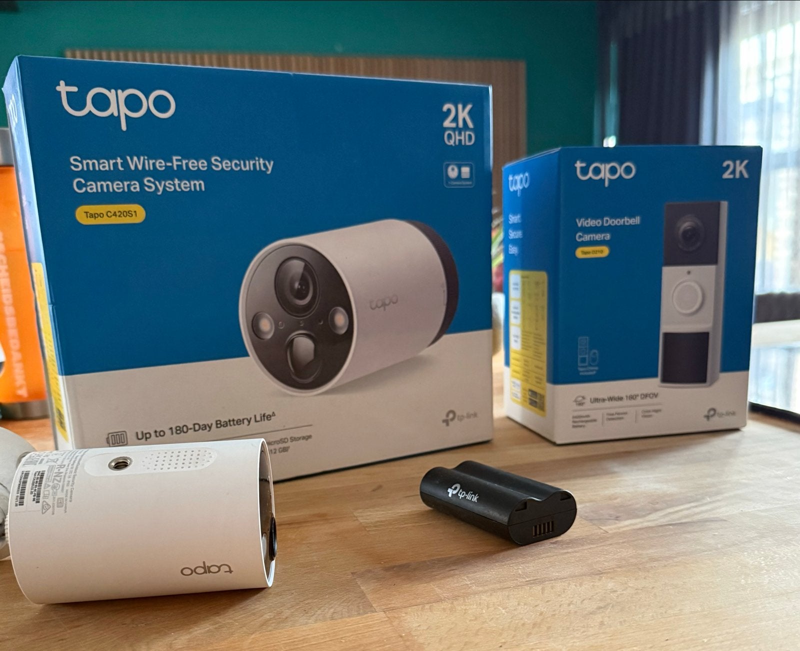 Tapo Beveiligingssysteem: Camera's en Deurbel, Ophalen, Zo goed als nieuw, Buitencamera