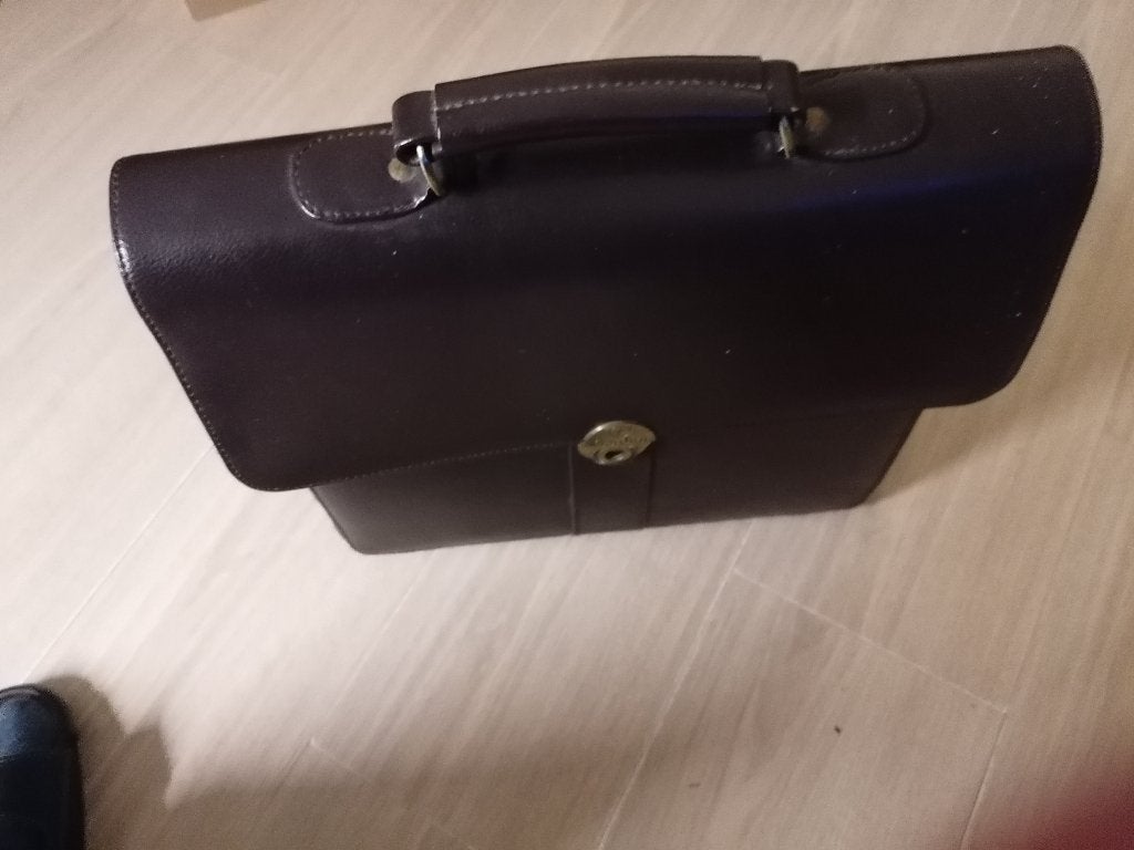 aktentas, Ophalen, Zo goed als nieuw, Aktetas of Boekentas