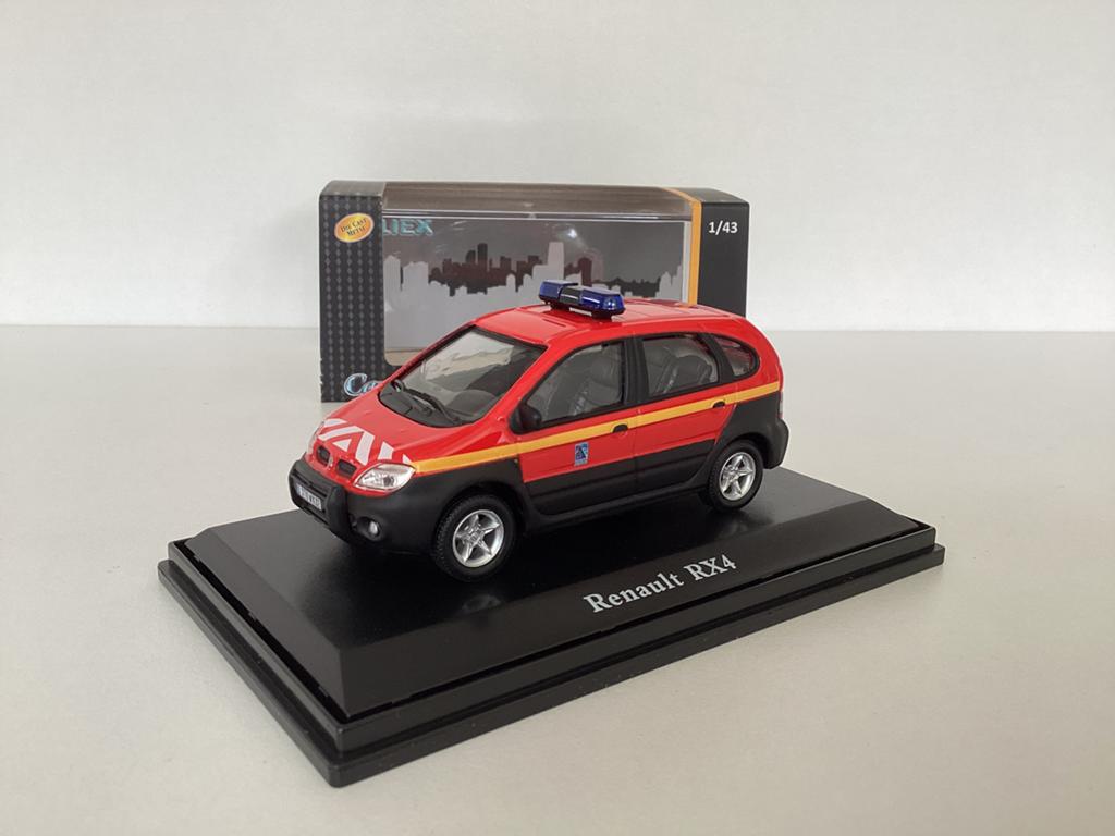 Renault Scenic RX4 Brandweer 1:43 Nieuw in verpakking, Hobby en Vrije tijd, Modelauto's | 1:43, Ophalen of Verzenden, Nieuw, Auto