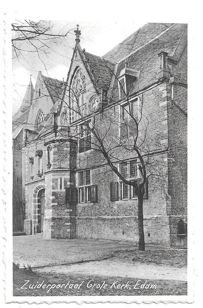 AK Edam - Zuiderportaal Grote Kerk, Verzenden, 1940 tot 1960, Ongelopen, Noord-Holland