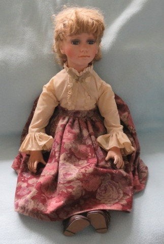 Pop met porseleinen hoofd, armen en benen, 60 cm, Verzamelen, Ophalen of Verzenden, Gebruikt, Pop