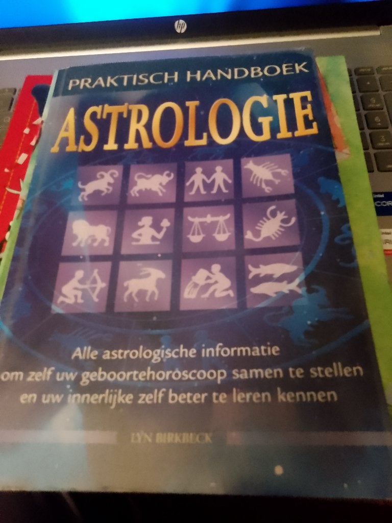 handboek boek praktische astrologie   birkbeck, Ophalen of Verzenden, Astrologie, Achtergrond en Informatie