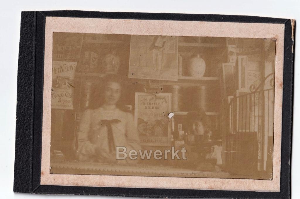 Oude foto interieur tabakswinkel sigarenzaak, Gebruikt, Verzenden, Foto, Voor 1940