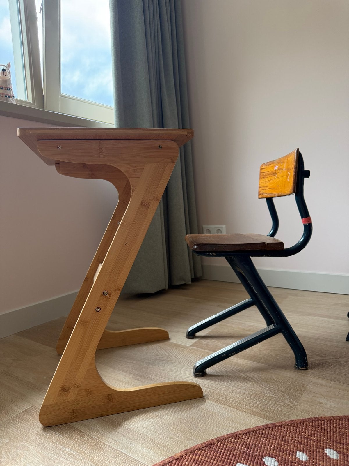 Kinderbureau met stoel, Kinderen en Baby's, Kinderkamer | Tafels en Stoelen, Ophalen, Gebruikt, Tafel(s) en Stoel(en)