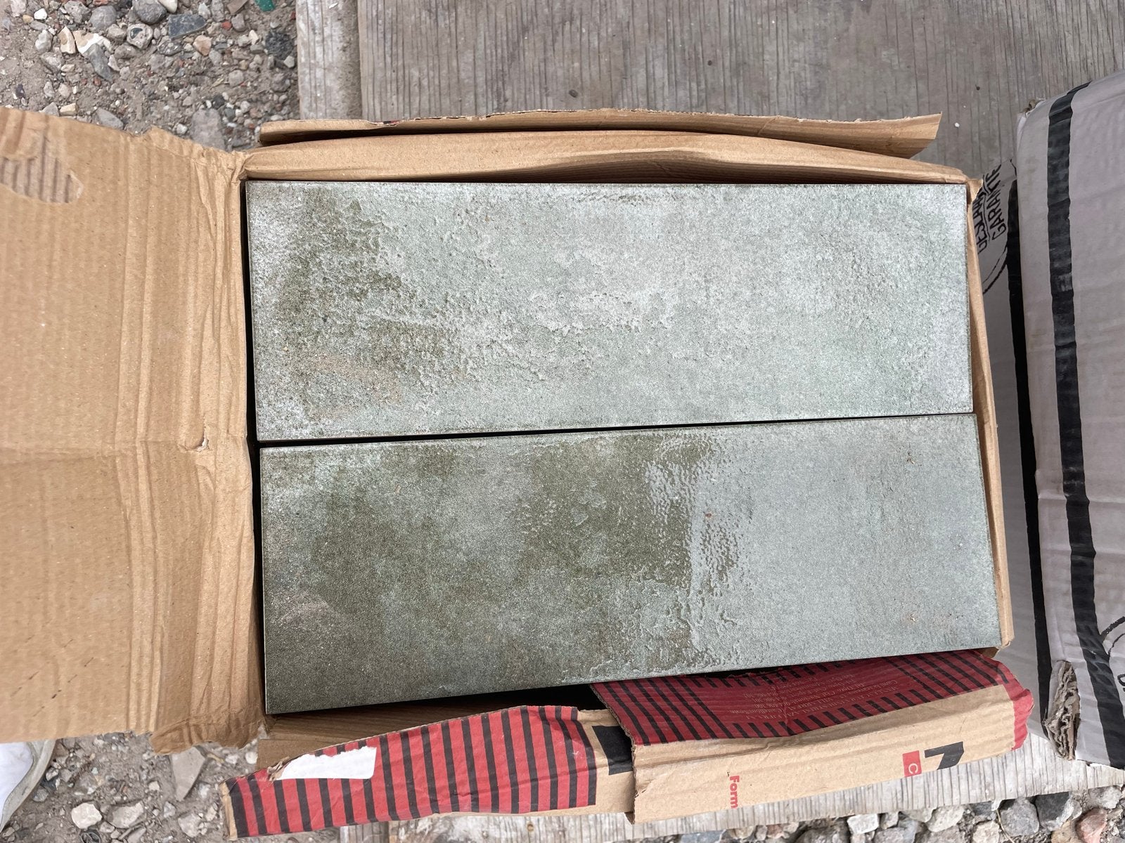 Groene keramische wandtegels 10x30 cm (1,02 m²), Ophalen, Nieuw, Minder dan 20 cm, 20 tot 40 cm