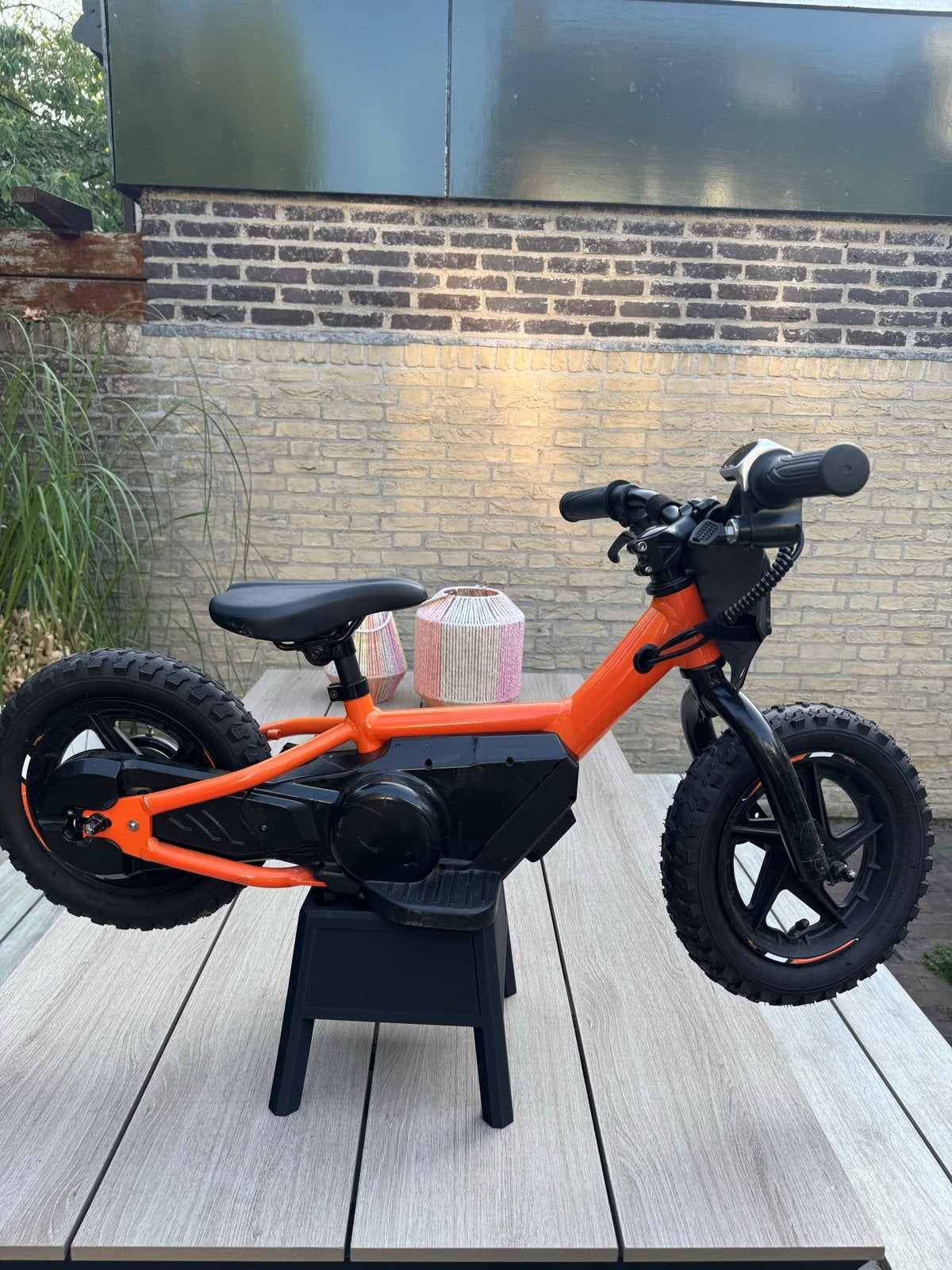 12inch  elektrische loopfiets, Kinderen en Baby's, Speelgoed | Buiten | Voertuigen en Loopfietsen, Ophalen, Zo goed als nieuw
