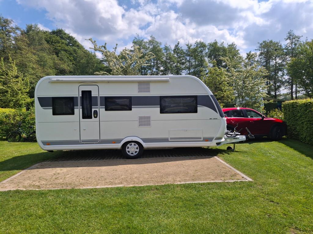 Hobby de luxe 495 UL(mei 2024) in nieuwstaat, Serviceluik, Rondzit, Hobby, Particulier