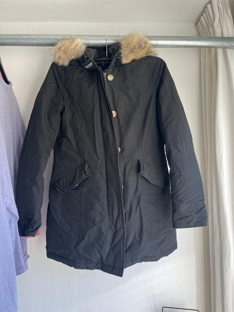 Echte Woolrich jas met bontkraag, Ophalen of Verzenden, Gedragen, Maat 38/40 (M), Zwart