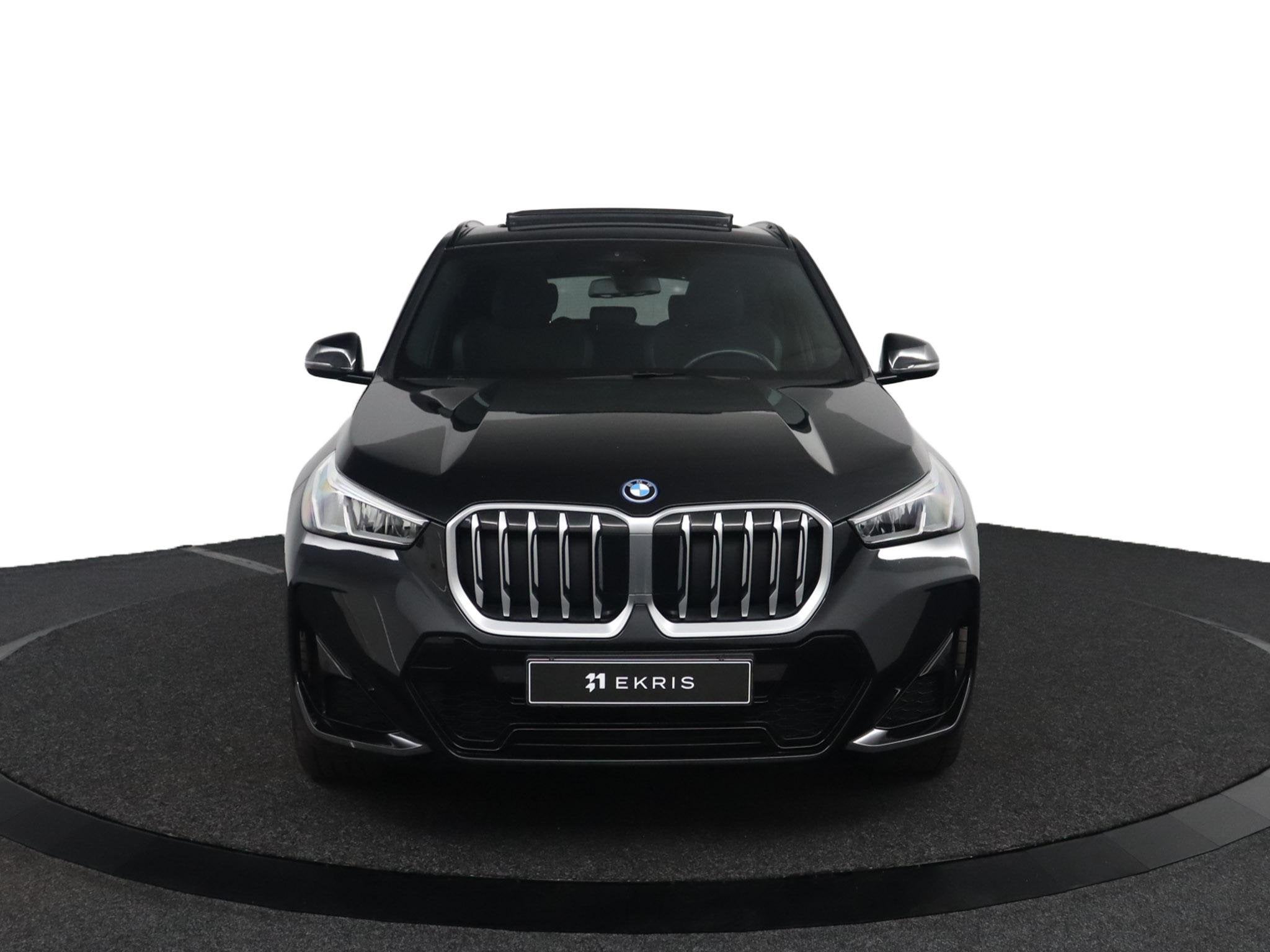 BMW X1 xDrive25e | SOH 96% | M Sportpakket | Panoramadak | H, Auto's, 12 maanden, Stof, Gebruikt, Bedrijf