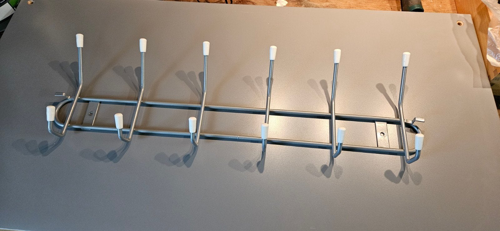 Stalen kapstokje 6 haken grijs, Huis en Inrichting, Ophalen of Verzenden, Metaal, Wandkapstok, Minder dan 100 cm