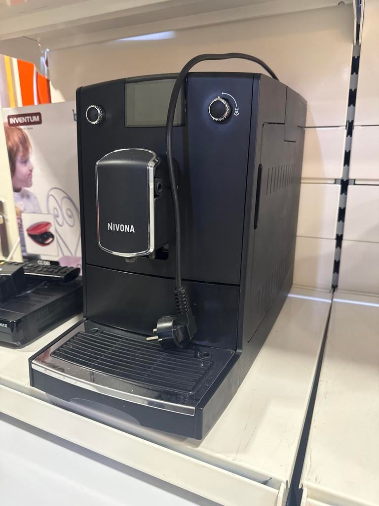 Gebruikte Nivona CafeRomatica 690 Volautomatische, Afneembaar waterreservoir, Gebruikt, Koffiemachine, 4 tot 10 kopjes