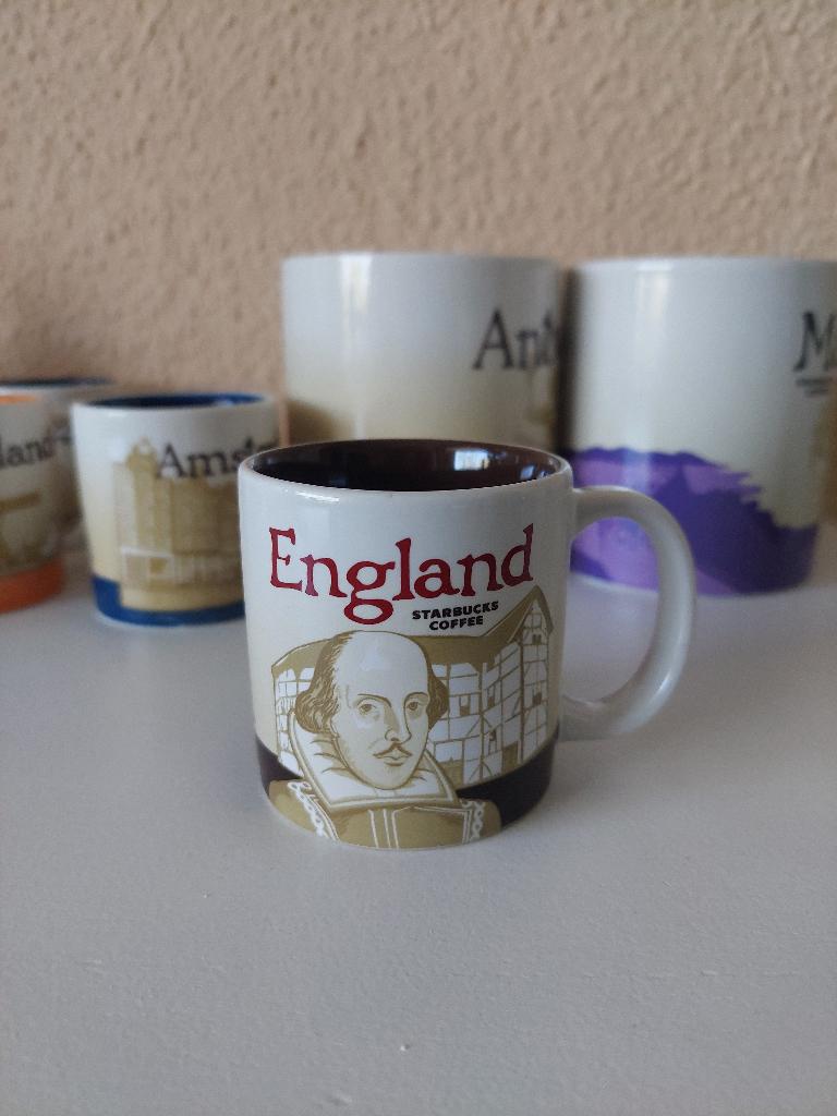 Starbucks espresso mokje England, Keramiek, Ophalen of Verzenden, Zo goed als nieuw, Overige stijlen
