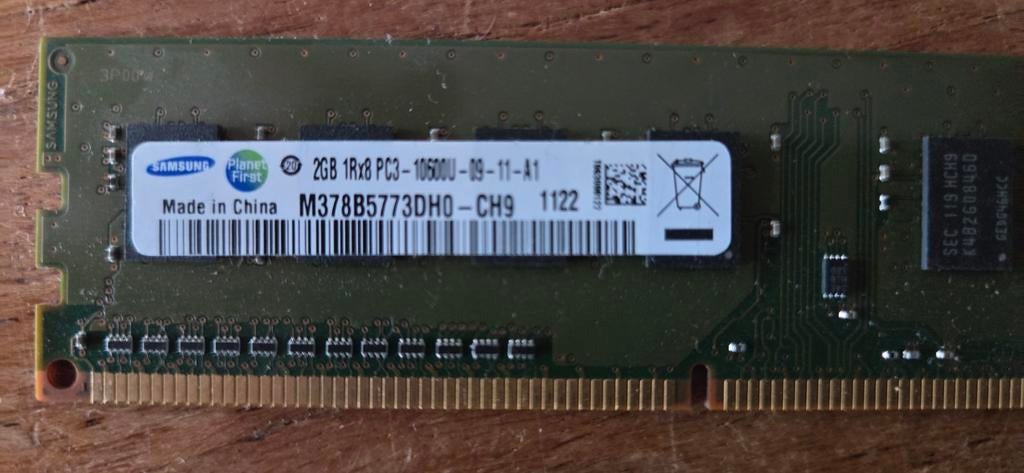 Samsung 2Gb DDR3 1333Mhz module, Computers en Software, RAM geheugen, Ophalen of Verzenden, DDR3, Desktop