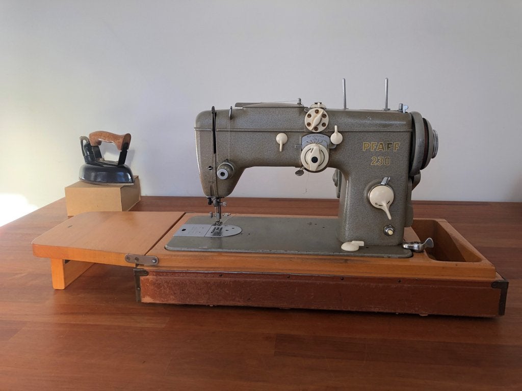 Naaimachine Pfaff 230, Ophalen, Naaimachine, Industrieel, Gebruikt
