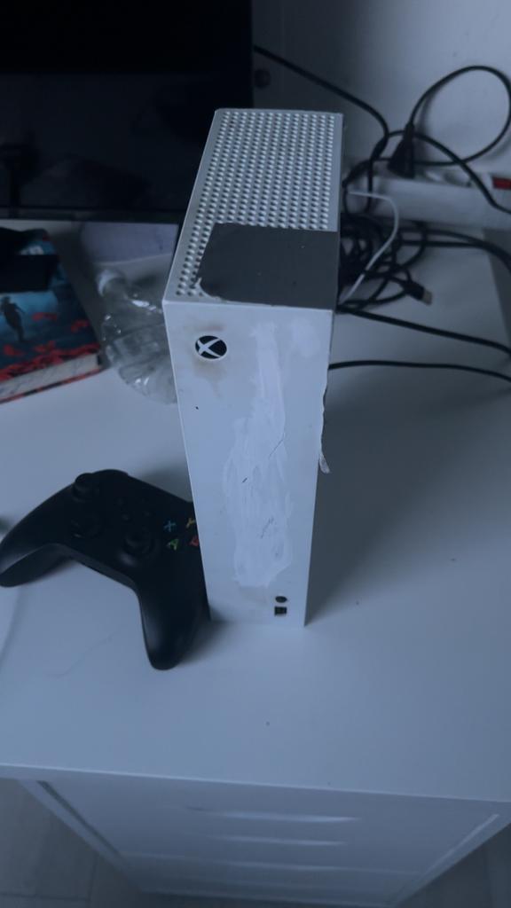 Xbox Series S - met controller, Spelcomputers en Games, Spelcomputers | Xbox Series X en S, Ophalen, Niet werkend, Xbox Series S