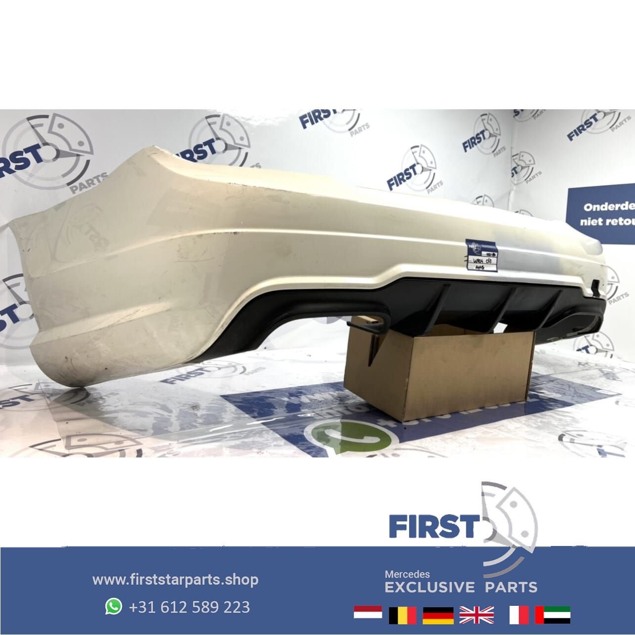 W204 C63 AMG FACELIFT ACHTERBUMPER + DIFFUSER Mercedes C Kla, -, Ophalen of Verzenden, Achter, Bumper