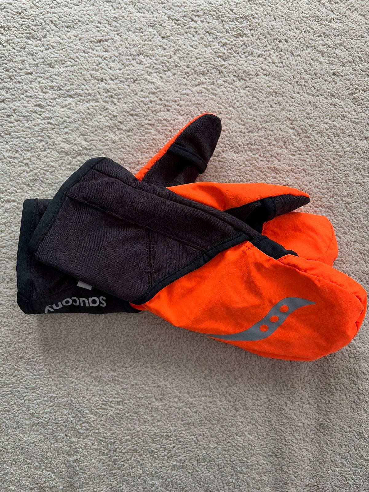Saucony hardloopwanten oranje/zwart, Verzenden, Zo goed als nieuw, Maat 38/40 (M)