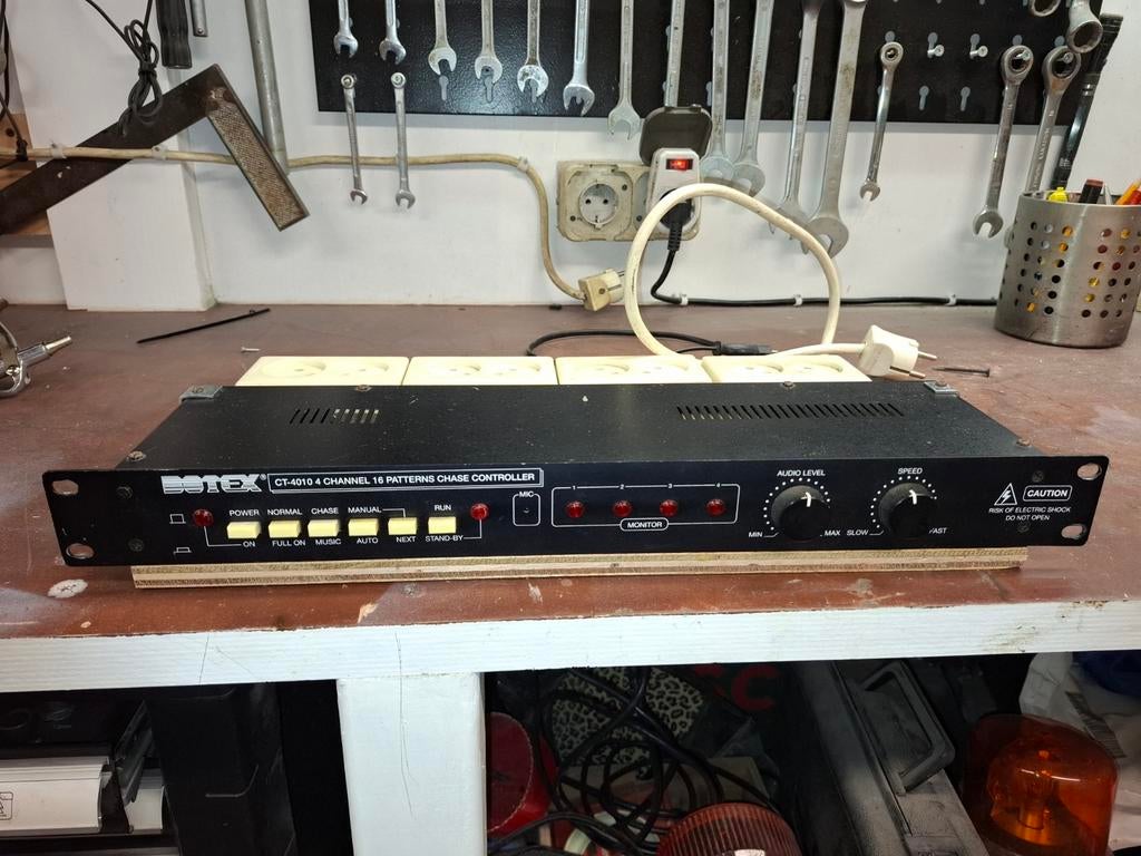 Botex CT-4013 4-kanaals lichtcontroller, Ophalen of Verzenden, Gebruikt, Licht, Geluidgestuurd