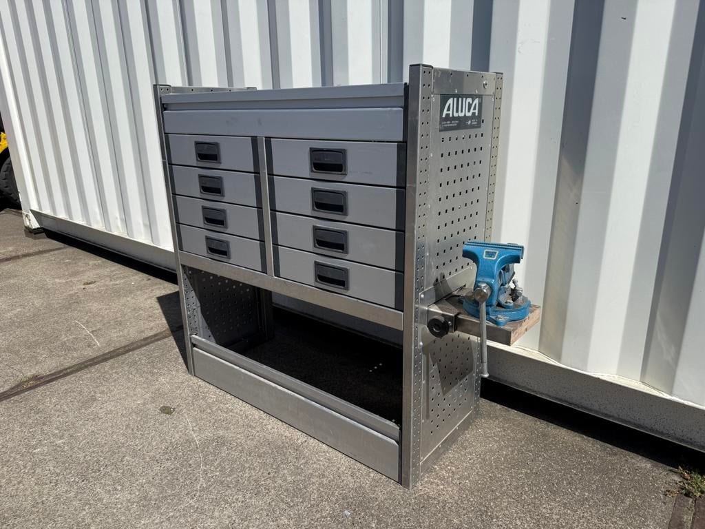 Nieuwstaat aluca bedrijfswagen inrichting met bankschroef, Ophalen, Zo goed als nieuw