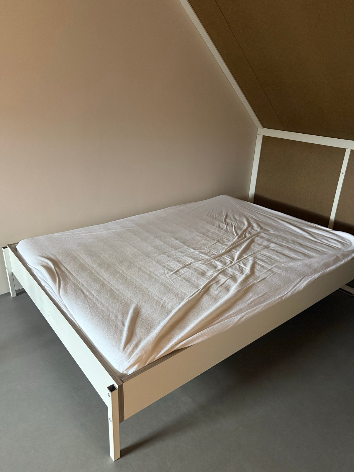 Gratis afhalen IKEA bed 140x200 cm, Ophalen, Gebruikt, Overige kleuren, Tweepersoons