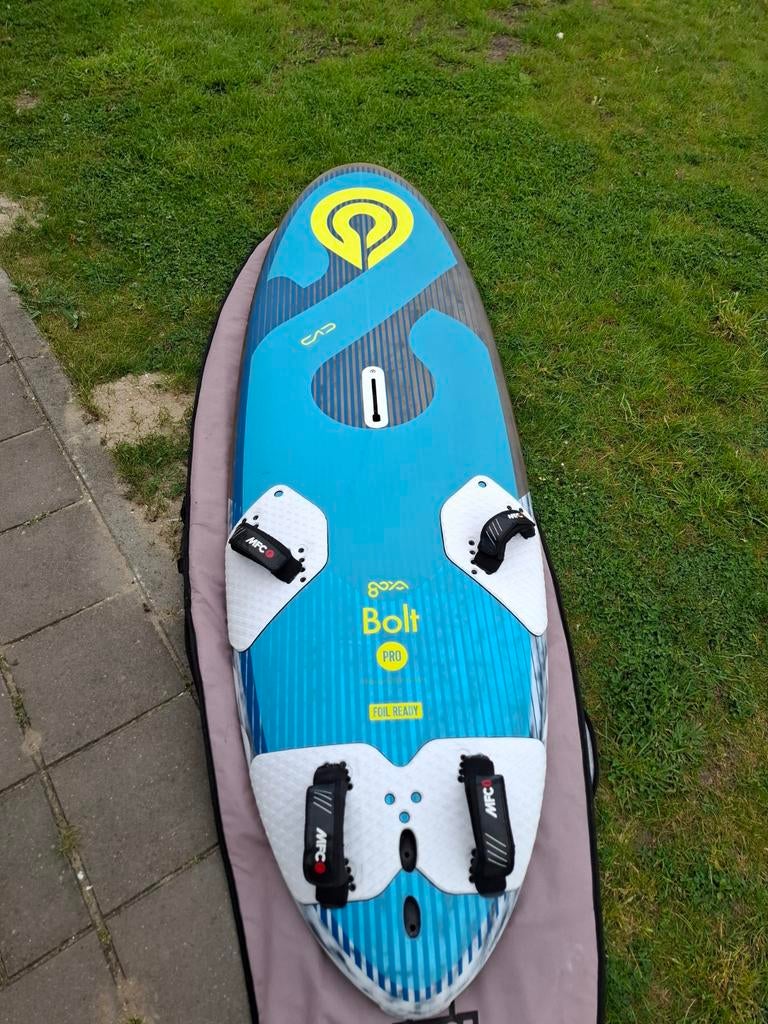 Goya bolt 127, Watersport en Boten, Windsurfen, Overige merken, Minder dan 250 cm, Ophalen of Verzenden, Met vin(nen)