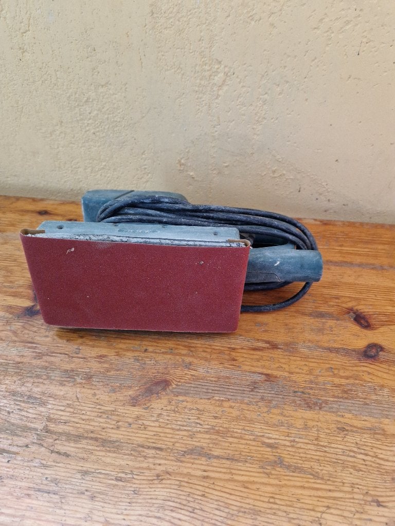 vlakschuurmachine, Ophalen of Verzenden, Gebruikt, Minder dan 600 watt, Bandschuurmachine