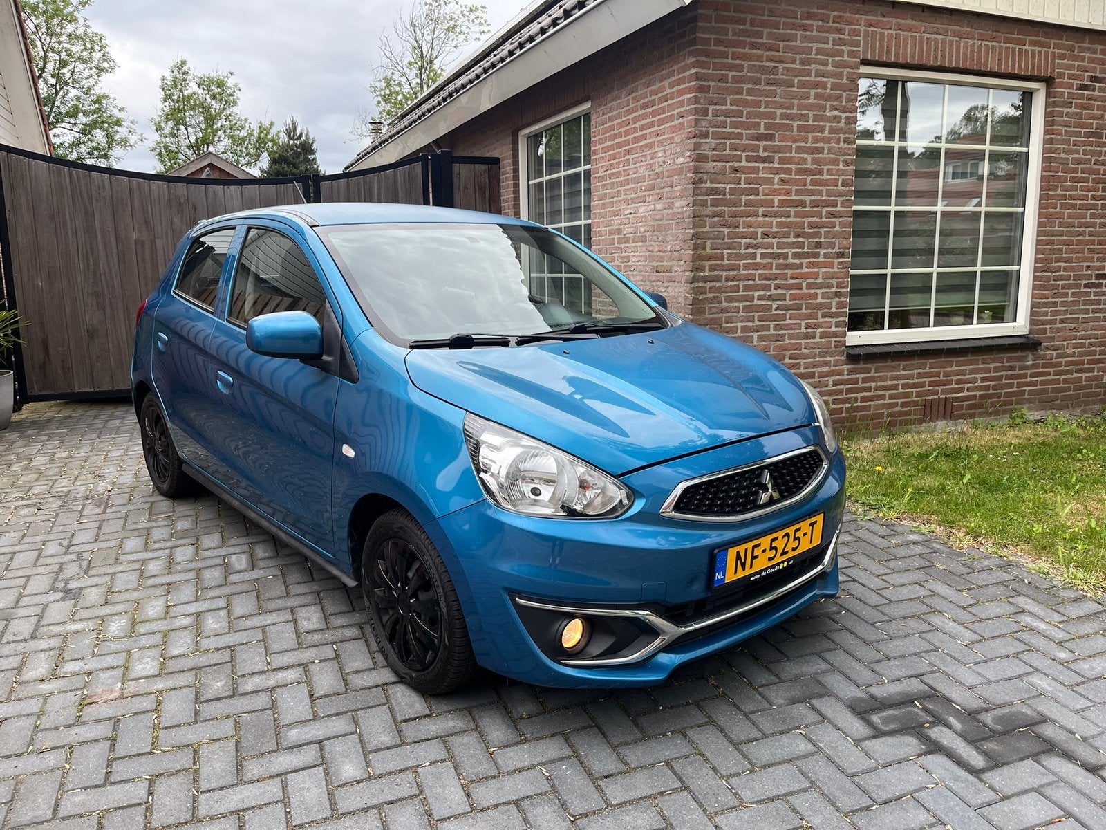 Mitsubishi Space Star 1.0 MPI 52KW 2017 Blauw, Auto's, Mitsubishi, Voorwielaandrijving, Stof, Blauw, Origineel Nederlands