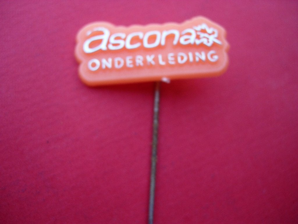 Speldje van ASCONA onderkleding (oranje), Verzenden, Zo goed als nieuw, Merk, Speldje of Pin