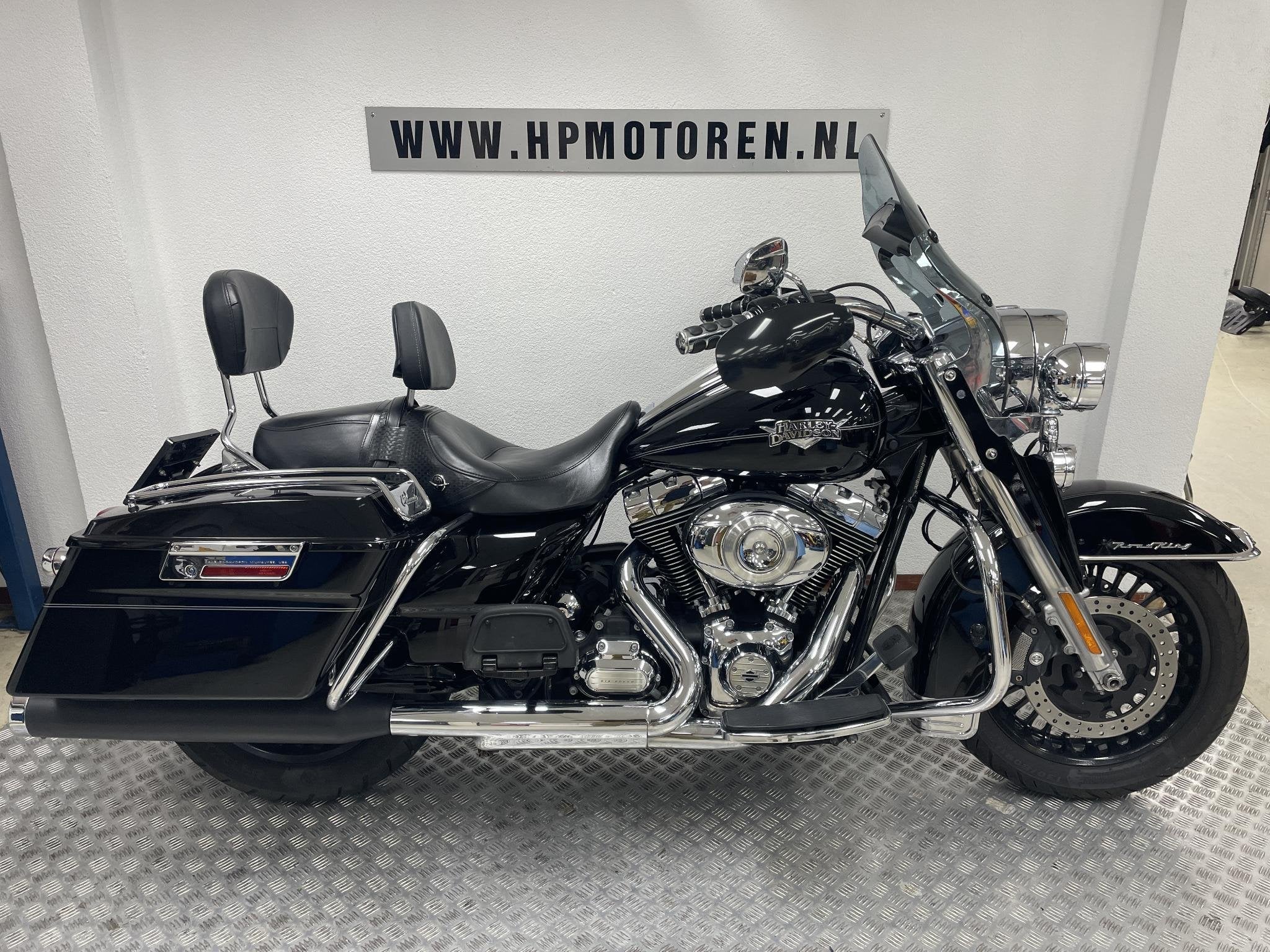 Harley Davidson FLHRC ROADKING ROAD KING CLASSIC TOURER 1690, Motoren, Laan van Vredenoord 33
2289 DA  Rijswijk, NL, 1690 cc, Meer dan 35 kW