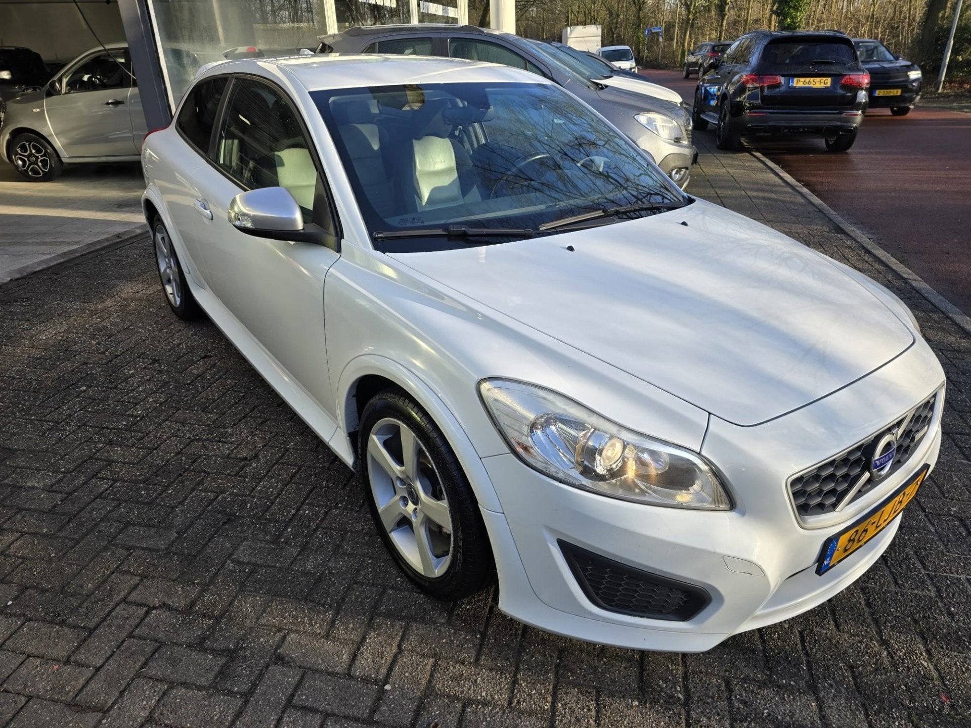 Volvo C30 1.6 R-Design | 12MND GARANTIE | AIRCO | CRUISE | L, Auto's, Volvo, Voorwielaandrijving, 1596 cc, 101 pk, 4 stoelen