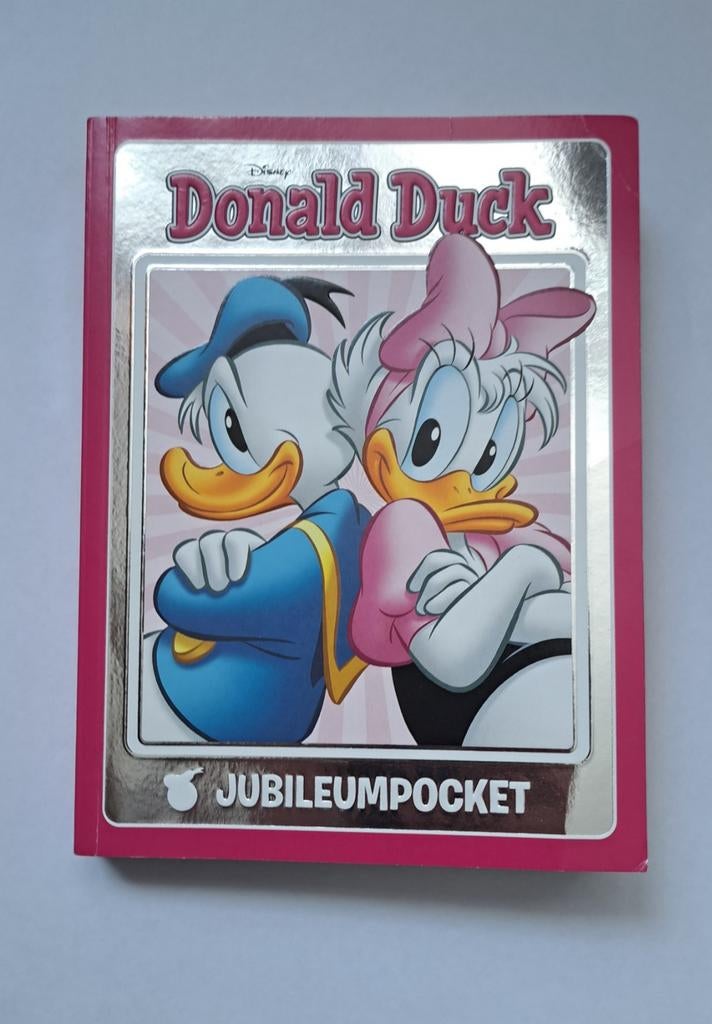 Donald Duck Jubileumpocket - 85 Jaar Een Bijzonder Portret, Eén stripboek, Ophalen of Verzenden, Zo goed als nieuw, Walt Disney