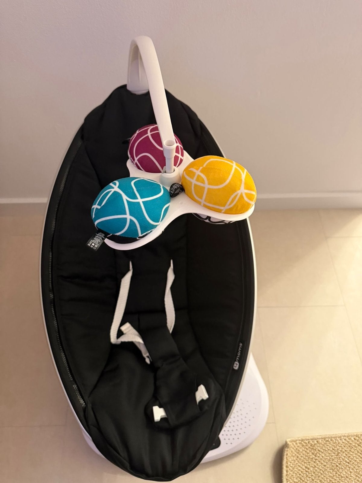 4moms mamaRoo 4.0 Wipstoel - Zo goed als nieuw, Overige merken, Wipstoel, Ophalen of Verzenden, Met gordel(s) of riempje(s)