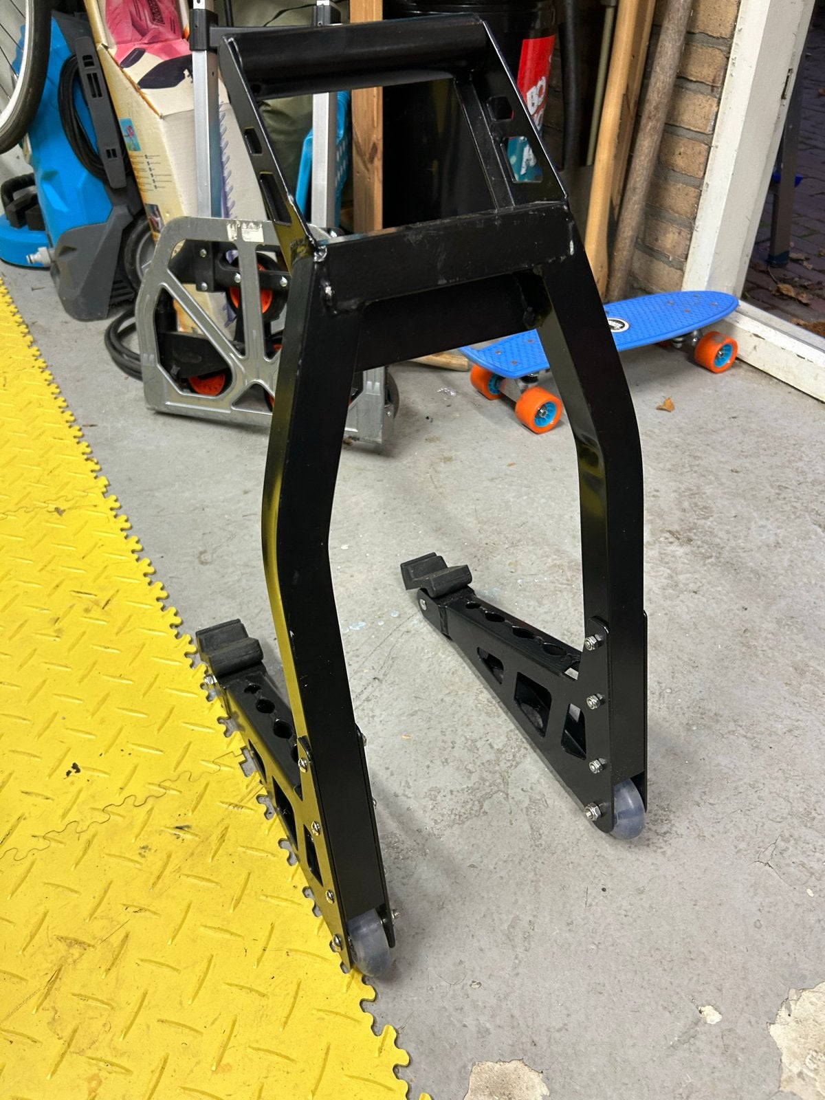 Zwarte motorfiets paddockstand / werkstandaard, Motoren, Accessoires | Overige, Gebruikt, Ophalen of Verzenden