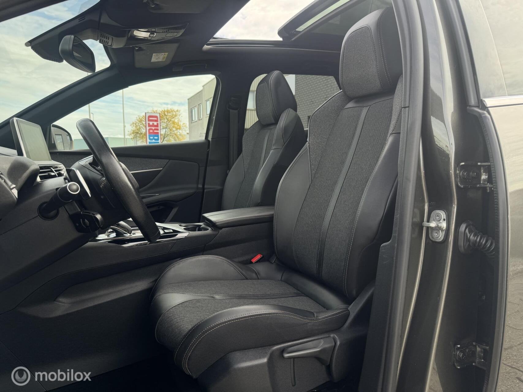 Peugeot 3008 1.6 PureTech GT Line|Automaat Pano Digi Camera, Auto's, Verwarmde buitenspiegels, Euro 6, 4 cilinders, 181 pk