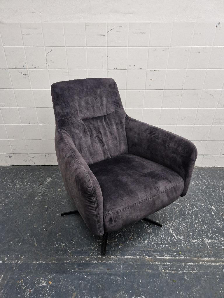 Draaifauteuil in antraciet grijze velours stof, Ophalen, 75 tot 100 cm, Zo goed als nieuw, Stof