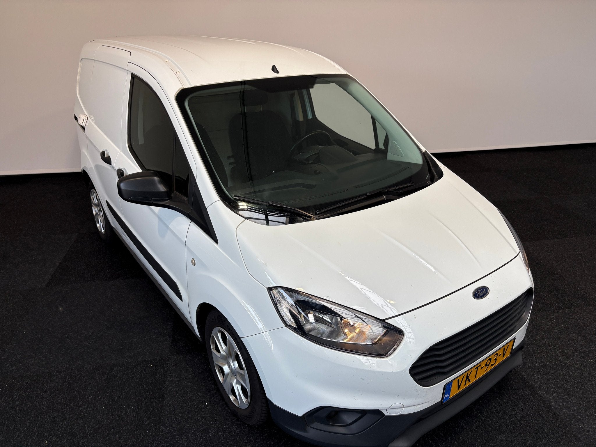 Ford Transit Courier Transit Courier 1.5 TDCI 75pk Ambiente, Voorwielaandrijving, Euro 6, 1261 kg, Origineel Nederlands